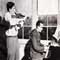 Barber accompagne Roman Totenberg lors d’une répétition du <em>Concerto pour violon</em> (1944).